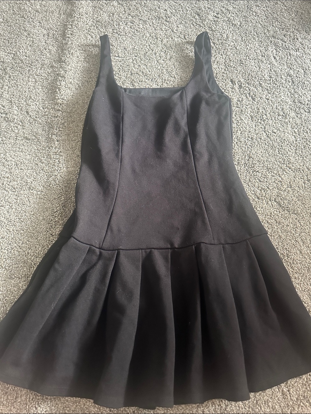 Girls Black Sleeveless Pleated Hem Dress